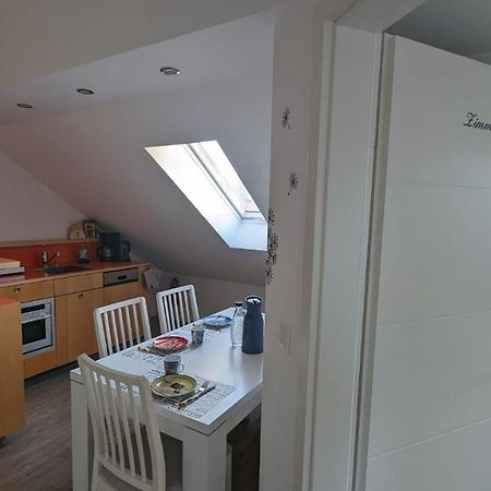 Helle Wohnung Mit Zwei Schlafzimmern Eching  Exterior foto