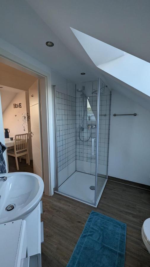 Helle Wohnung Mit Zwei Schlafzimmern Eching  Exterior foto
